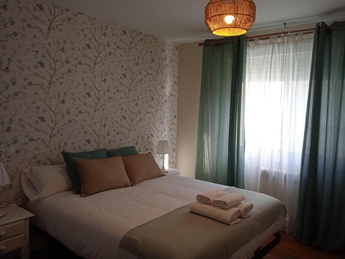 O Refuxio De Sigueeiro # A 10 Min De Santiago Apartment *